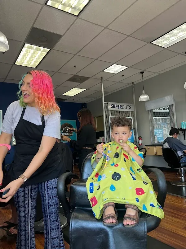 SUPERCUTS — Hair salon in Oceanside